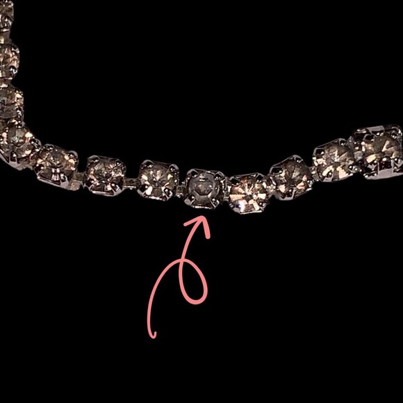 Shiny Rhinestone Finger Ring Bracelet /Bling Bling Hand Chain Bracelet - Picture 8 of 8